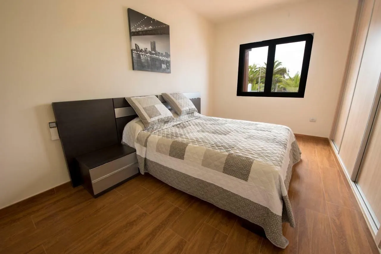 5 Star Luxury Villa, Private Heated Pool, Golf & Sea Views. 칼레타데푸스테 0*,  스페인